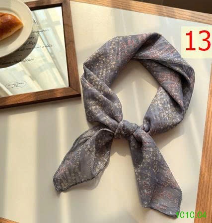 25HA1010.04 - SET 2KHĂN TƠ LỤA HỌA TIẾT
