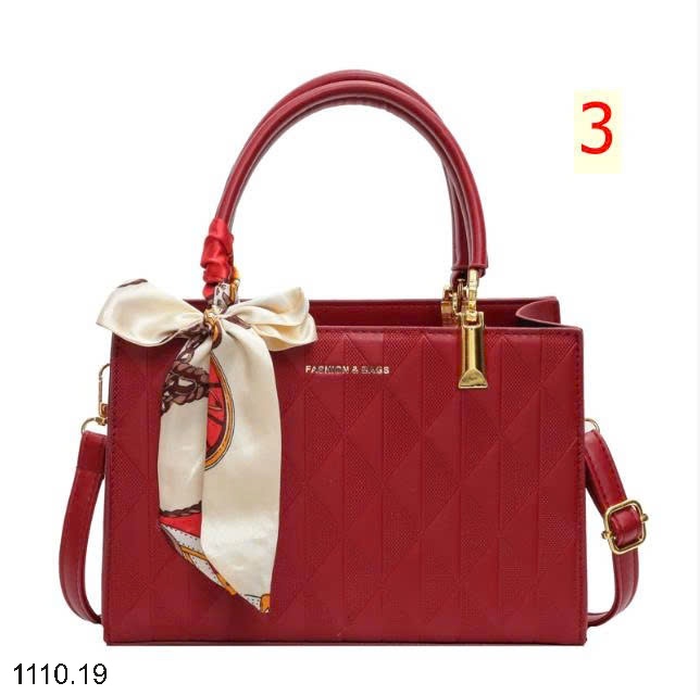 25HA1110.19 - TÚI XÁCH ĐỎ CHO NỮ