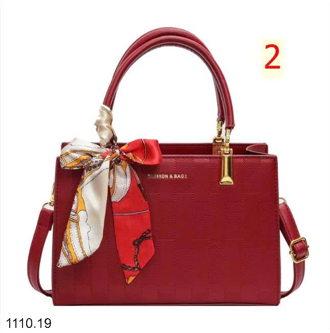 25HA1110.19 - TÚI XÁCH ĐỎ CHO NỮ