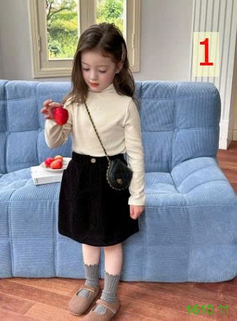 25HA1610.11 - SET 2 ÁO GIỮ NHIỆT AMBB BÉ GÁI