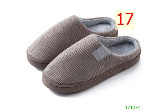 25HA1710.01 - SET 2 ĐÔI SỤC LÔNG ĐI TRONG NHÀ