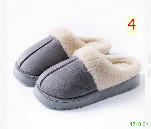 25HA1710.01 - SET 2 ĐÔI SỤC LÔNG ĐI TRONG NHÀ