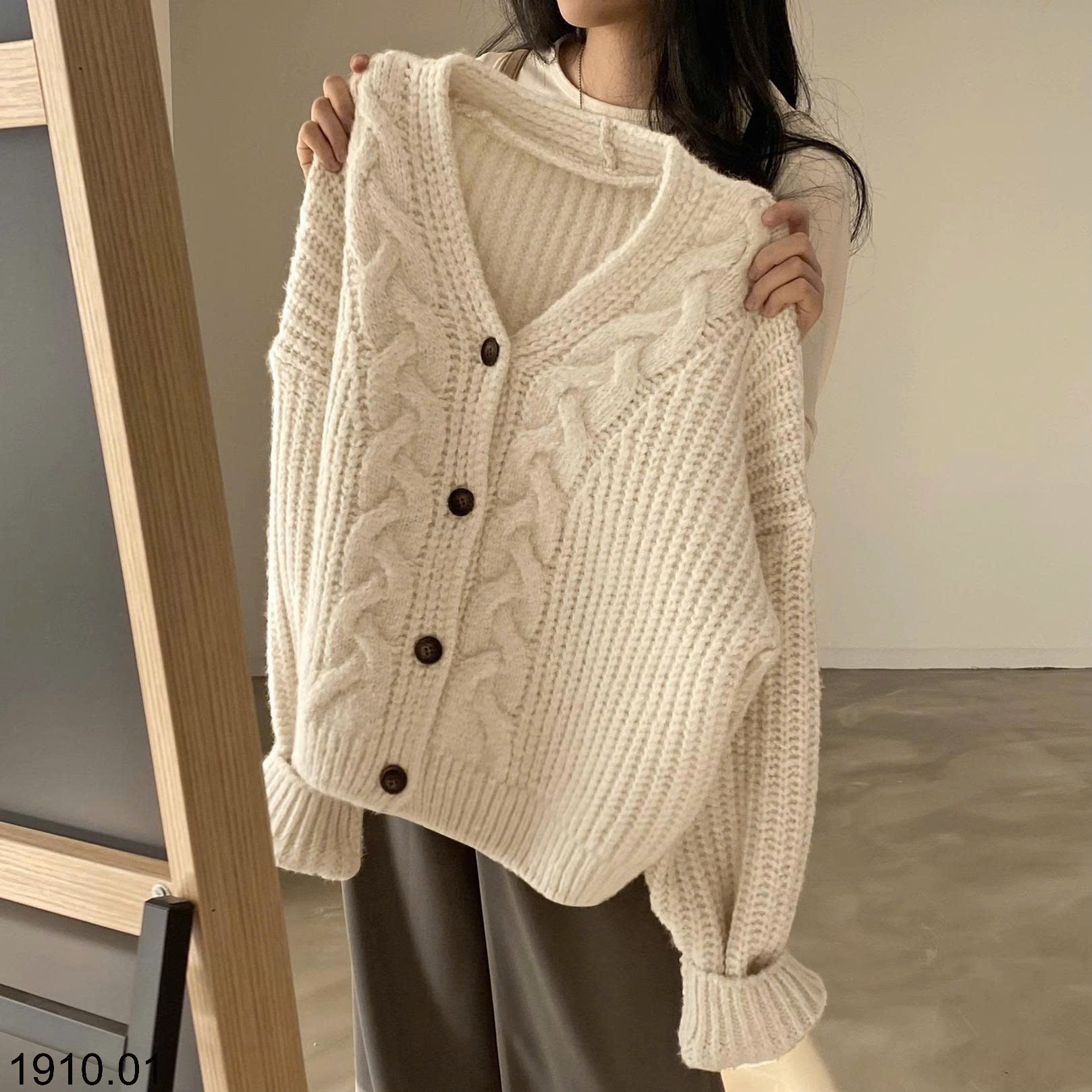 25HA1910.01 - ÁO LEN CARDIGAN KIỂU XOẮN
