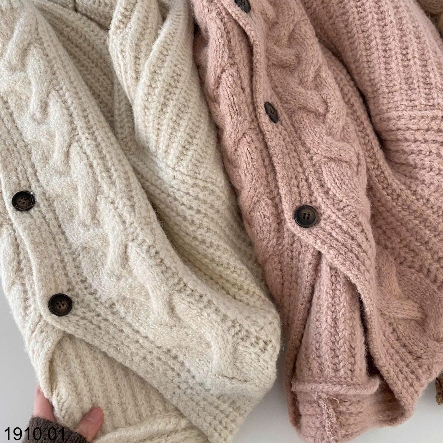 25HA1910.01 - ÁO LEN CARDIGAN KIỂU XOẮN