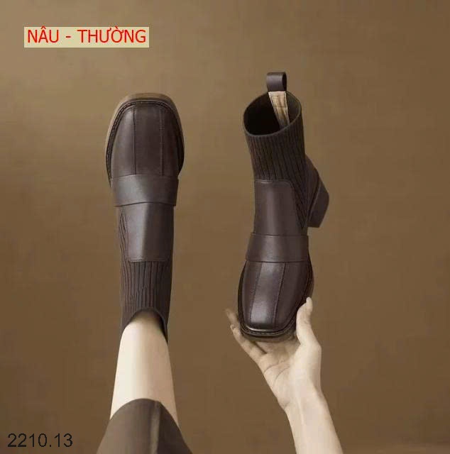 25HA2210.13 - GIÀY BỐT MARTIN CHO NỮ