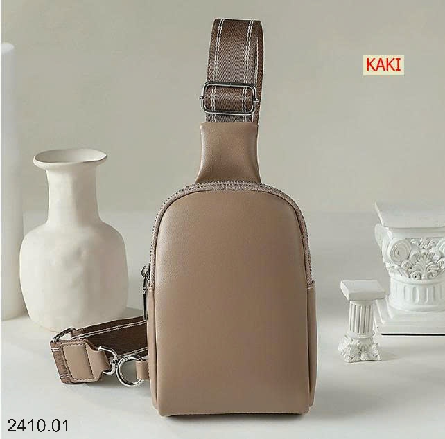 25HA2410.01 - TÚI NGỰC DA MỀN ĐEO CHÉO NAM NỮ