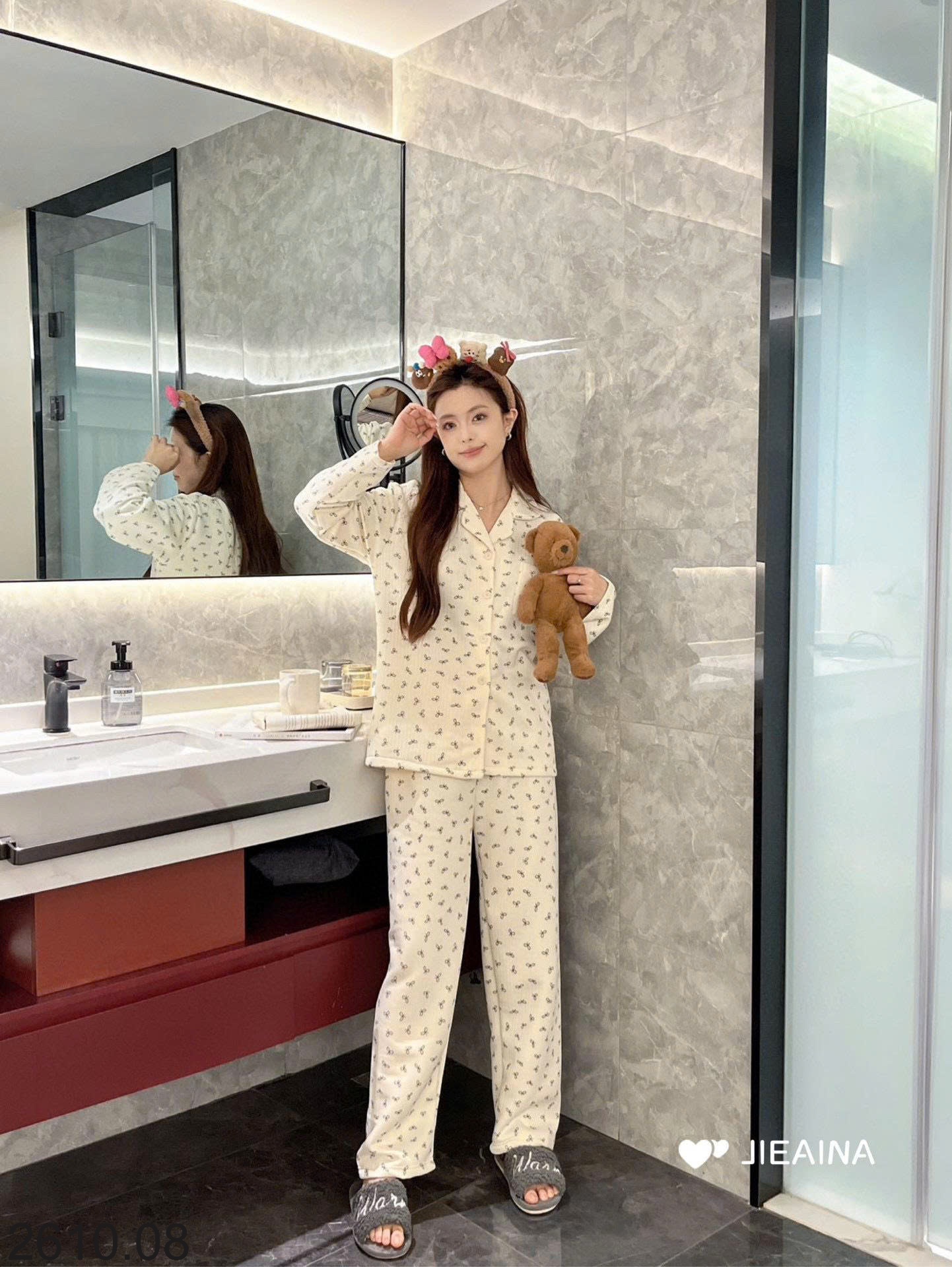25HA2610.08 - BỘ ĐỒ NGỦ JIEAINA