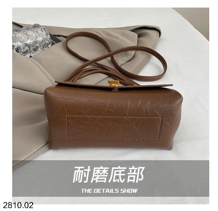 25HA2810.02 - TÚI ĐEO VAI DÁNG VUÔNG