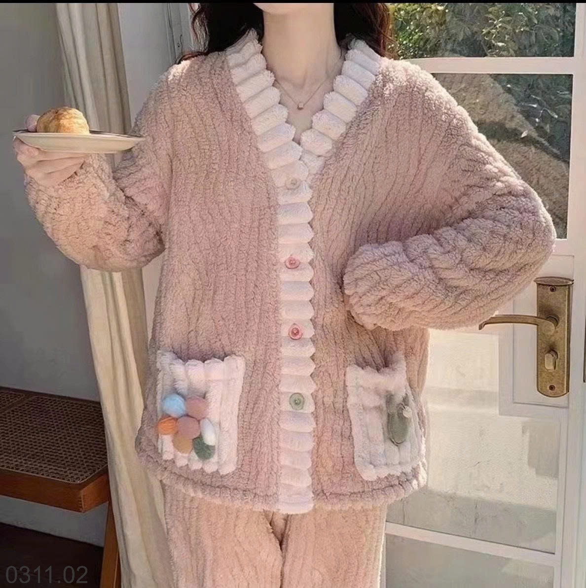25HA0311.02 - BỘ NGỦ LÔNG CARDIGAN