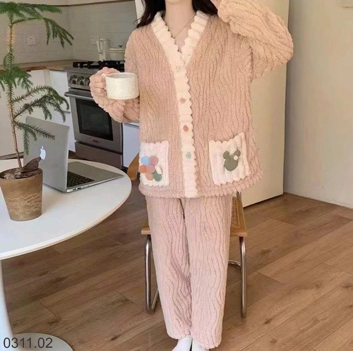 25HA0311.02 - BỘ NGỦ LÔNG CARDIGAN