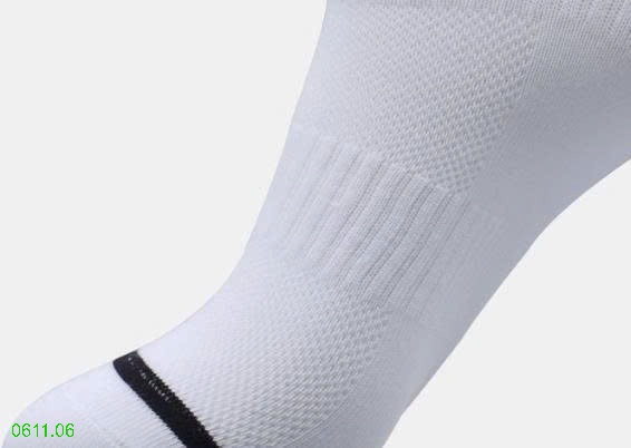 25HA0611.06 - SET 4 ĐÔI TẤT NAM LINING
