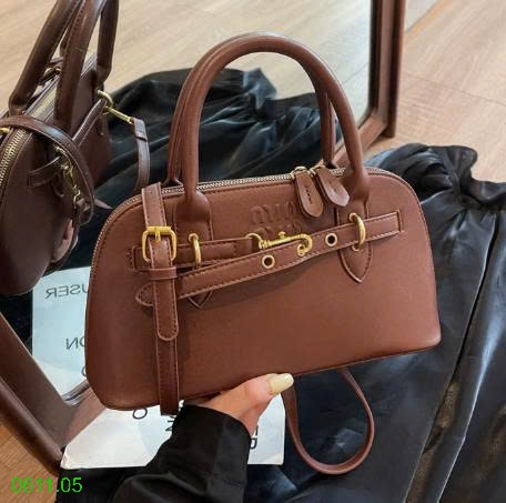 25HA0611.05 - TÚI XÁCH VỎ SÒ NỮ