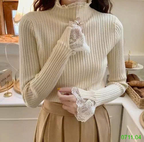 25HA0711.04 - ÁO LEN VIỀN REN CHO NỮ