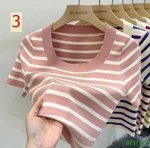 25HA0711.02 - ÁO LEN DỆT KIM TAY NGẮN CỔ VUÔNG