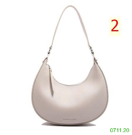 25HA0711.20 - TÚI XÁCH YÊN NGỰA FASHION NỮ
