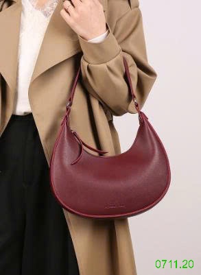 25HA0711.20 - TÚI XÁCH YÊN NGỰA FASHION NỮ