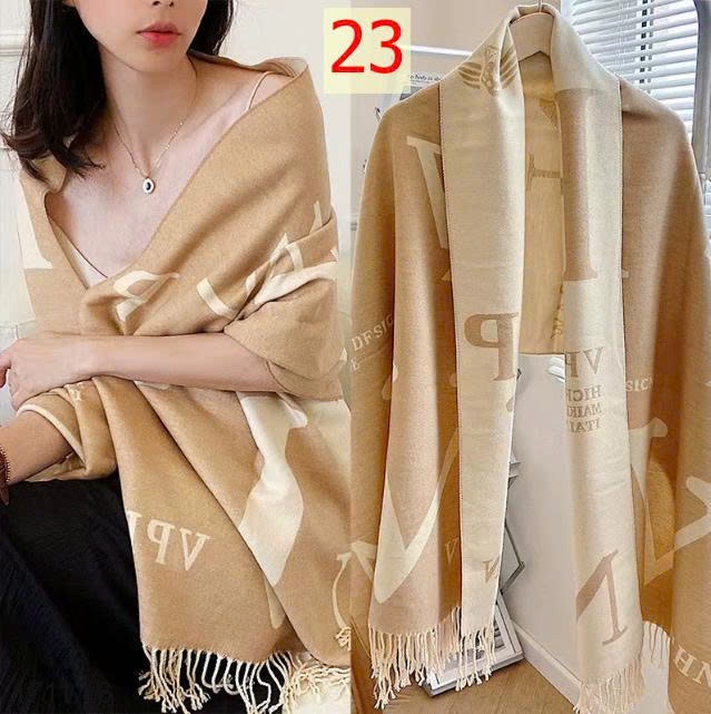 25HA1711.16 - KHĂN CHOÀNG TO CHO NỮ