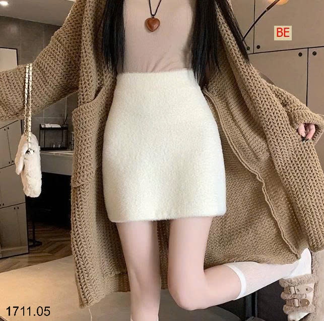 25HA1711.05 - CHÂN VÁY LEN LÔNG CHỮ A