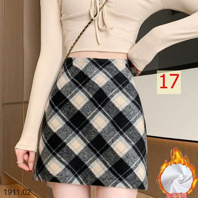 25HA1911.02 - CHÂN VÁY DẠ KẺ CHỮ A