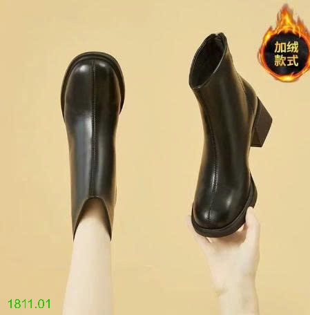 25HA1811.01 - GIÀY BOOT MARTIN GÓT VUÔNG ĐẾ THẤP