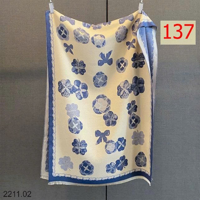 25HA2211.02 - KHĂN CHOÀNG CỔ BẢN RỘNG