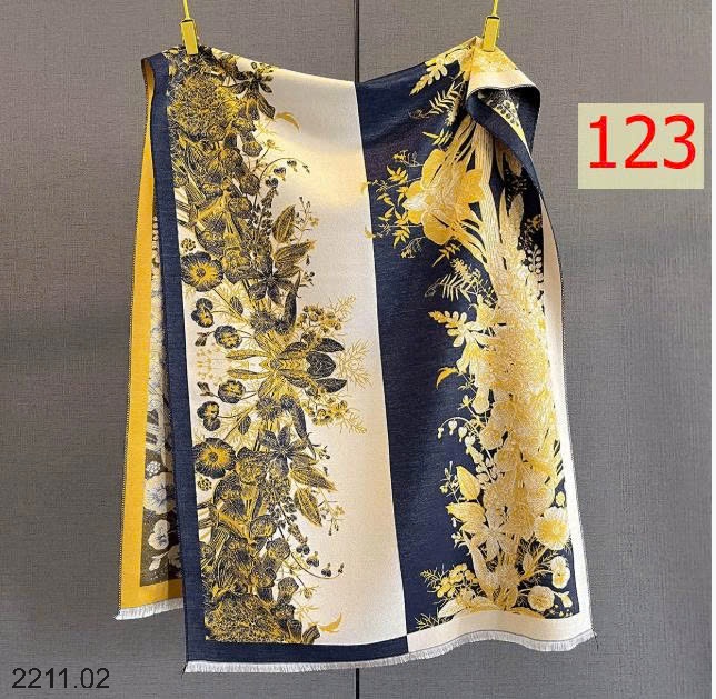 25HA2211.02 - KHĂN CHOÀNG CỔ BẢN RỘNG