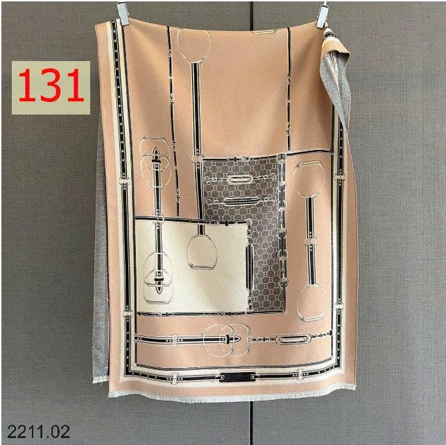 25HA2211.02 - KHĂN CHOÀNG CỔ BẢN RỘNG