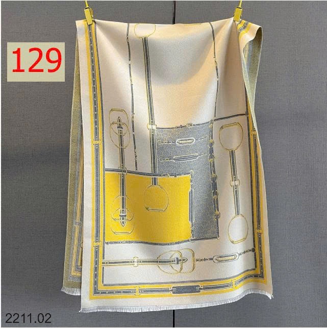 25HA2211.02 - KHĂN CHOÀNG CỔ BẢN RỘNG