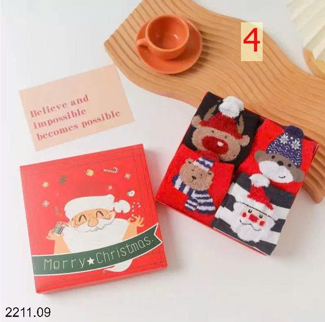 25HA2211.09 - SET 4 ĐÔI TẤT GIÁNG SINH FULLBOX