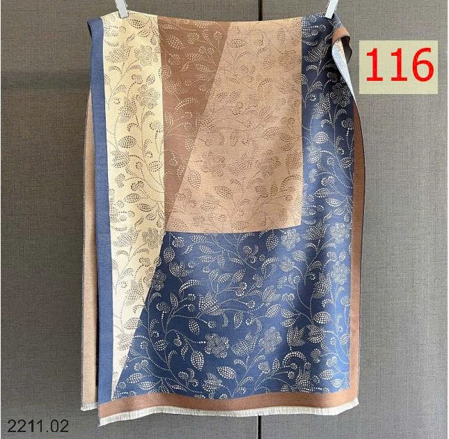 25HA2211.02 - KHĂN CHOÀNG CỔ BẢN RỘNG