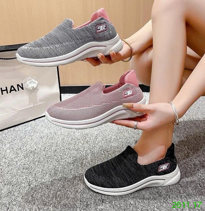 25HA2611.17 - GIÀY SLIPON ĐI BỘ THOÁNG KHÍ CHO NỮ