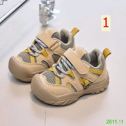 25HA2611.11 - GIÀY THỂ THAO BÉ TRAI
