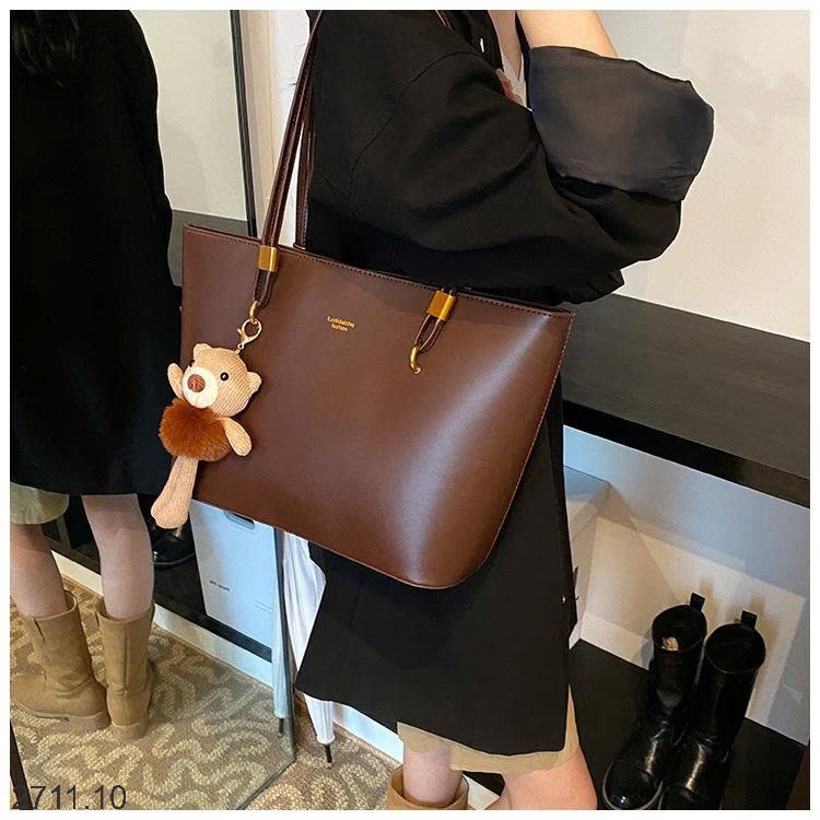 25HA2711.10 - TÚI TOTE CỔ ĐIỂN
