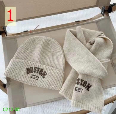 25HA0212.05 - SET KHĂN VÀ MŨ LEN BOSTON CHO BÉ