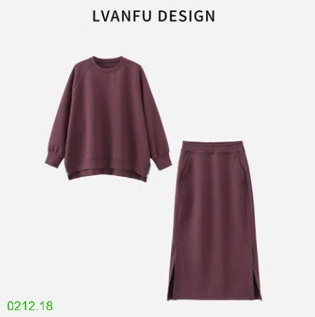 25HA0212.18 - SET VÁY NỈ ÁO KÉO KHÓA HÔNG