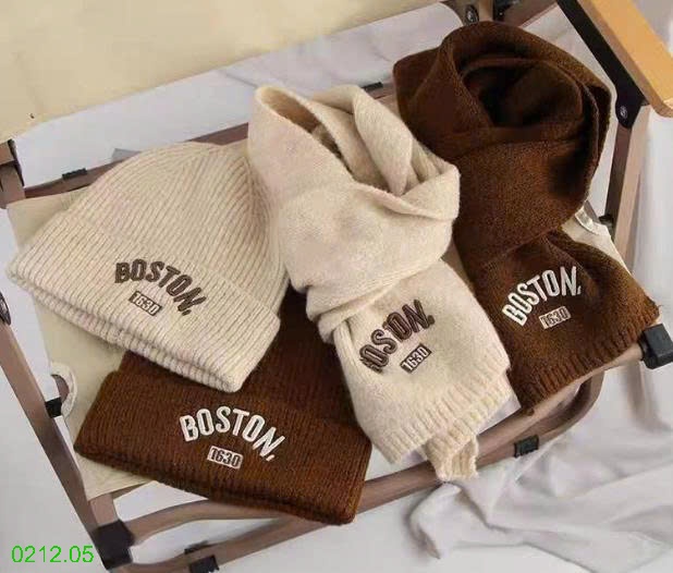 25HA0212.05 - SET KHĂN VÀ MŨ LEN BOSTON CHO BÉ