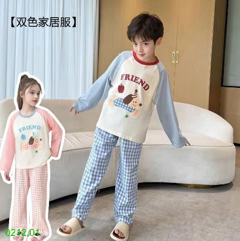 25HA0212.01 - BỘ MẶC NHÀ THU ĐÔNG QUẦN KẺ CHO BÉ