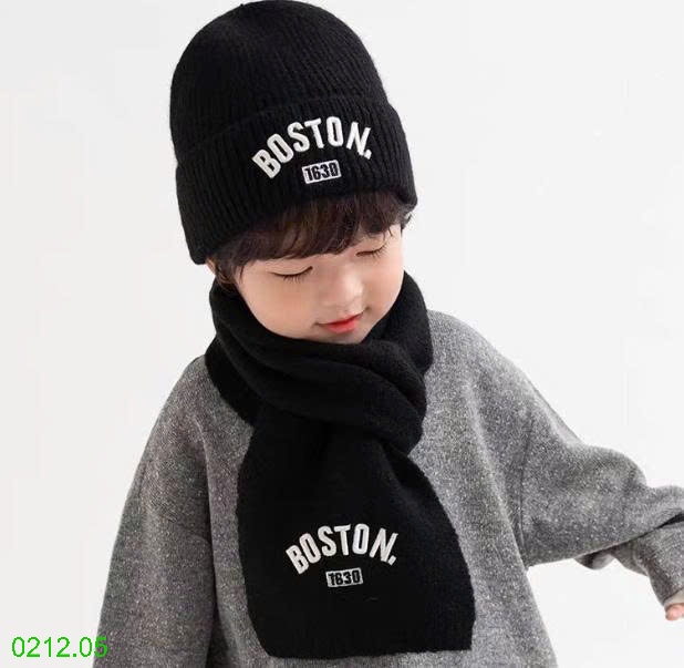 25HA0212.05 - SET KHĂN VÀ MŨ LEN BOSTON CHO BÉ