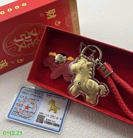 25HA0112.21 - MÓC ĐEO CHARM NGỰA VÀNG