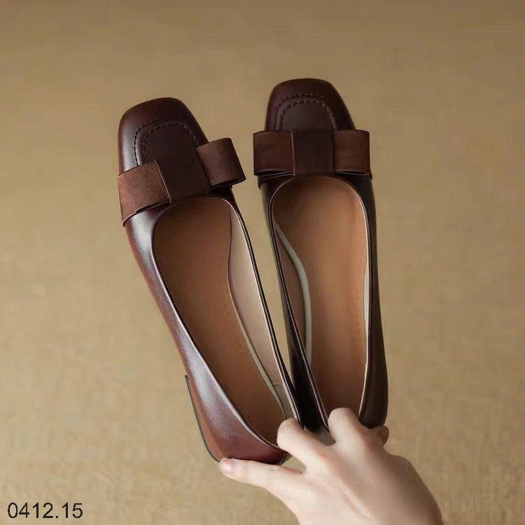 25HA0412.15 - GIÀY NƠ GÓT VUÔNG ĐẾ THẤP