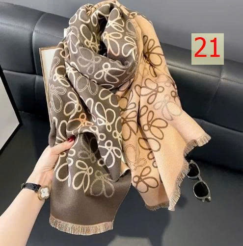 25HA0512.13 - KHĂN LEN THỜI TRANG NỮ