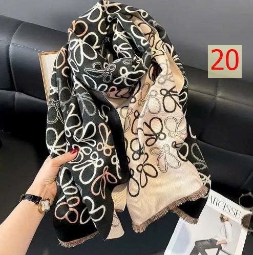 25HA0512.13 - KHĂN LEN THỜI TRANG NỮ