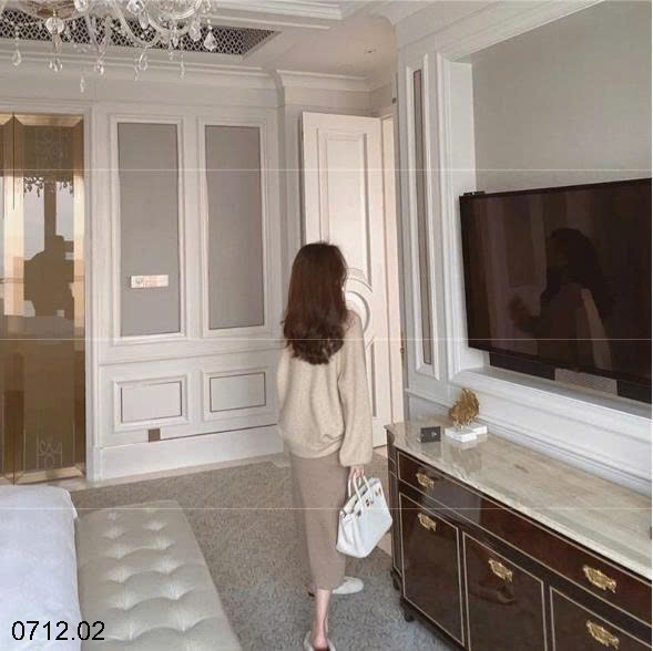 25HA0712.02 - ÁO LEN CỔ V CHO NỮ