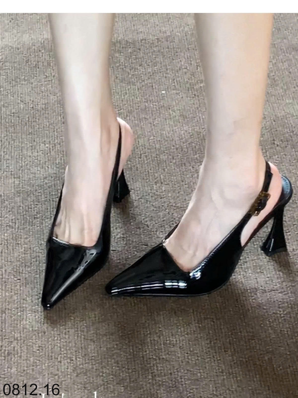25HA0812.16 - GIÀY SANDAL MŨI NHỌN NỮ