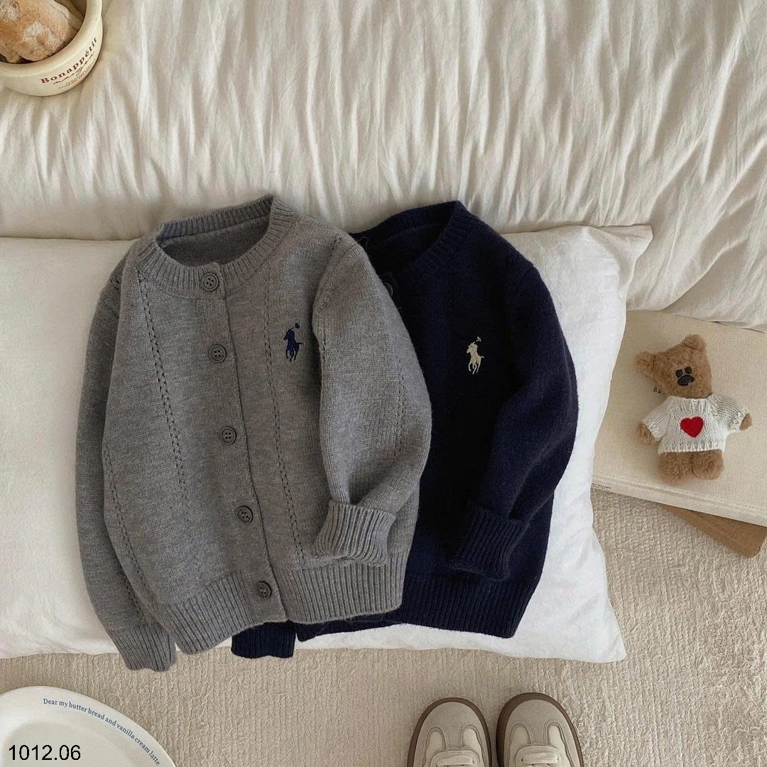 25HA1012.06 - ÁO CARDIGAN LEN THÊU HÌNH NGỰA CHO BÉ