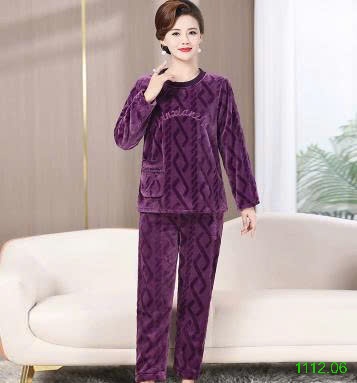 25HA1112.06 - BỘ NHUNG SAN HÔ TRUNG NIÊN