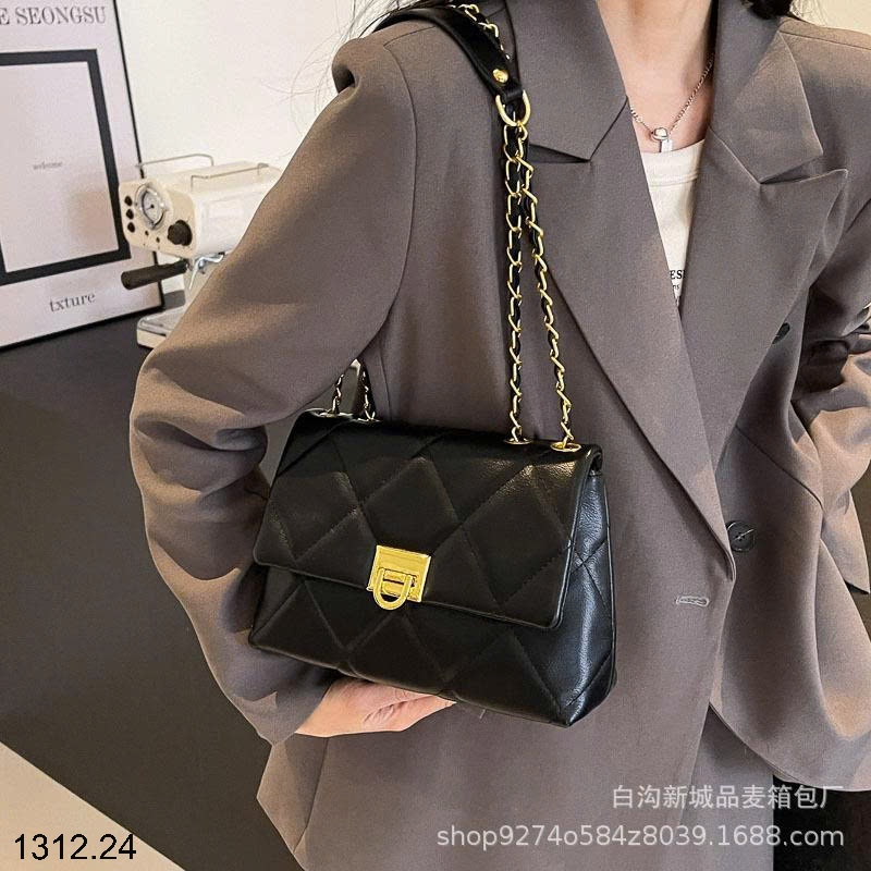 25HA1312.24 - TÚI DÂY XÍCH ĐEO CHÉO CHO NỮ