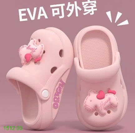25HA1512.03 - SỤC CROCS NGỰA CHO BÉ