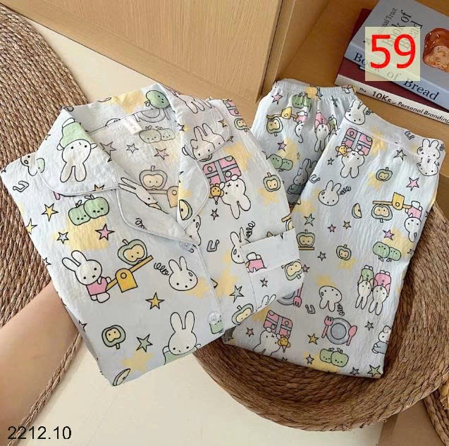 25HA2212.10 - BỘ NGỦ HOẠ TIẾT NỮ