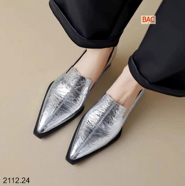 25HA2112.24 - GIÀY CAO GÓT MŨI NHỌN DA BÓNG